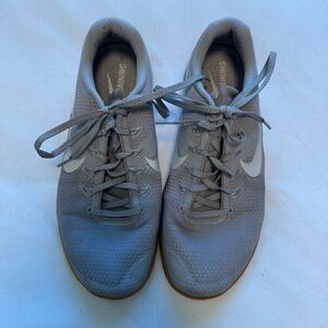 Men’s Gray Nike Metcon 4